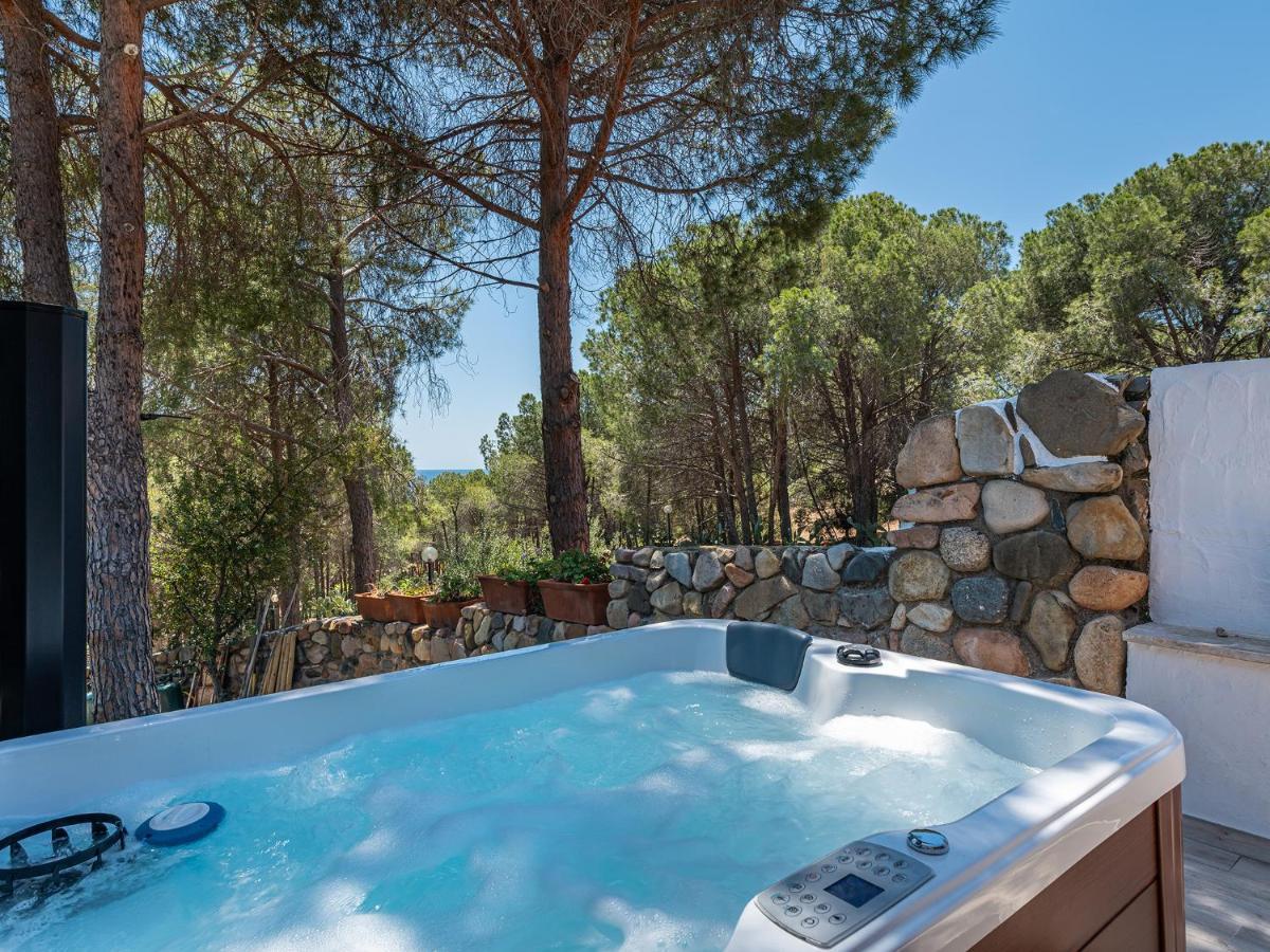 Sardinia Spa Apartment Джеремеас Экстерьер фото