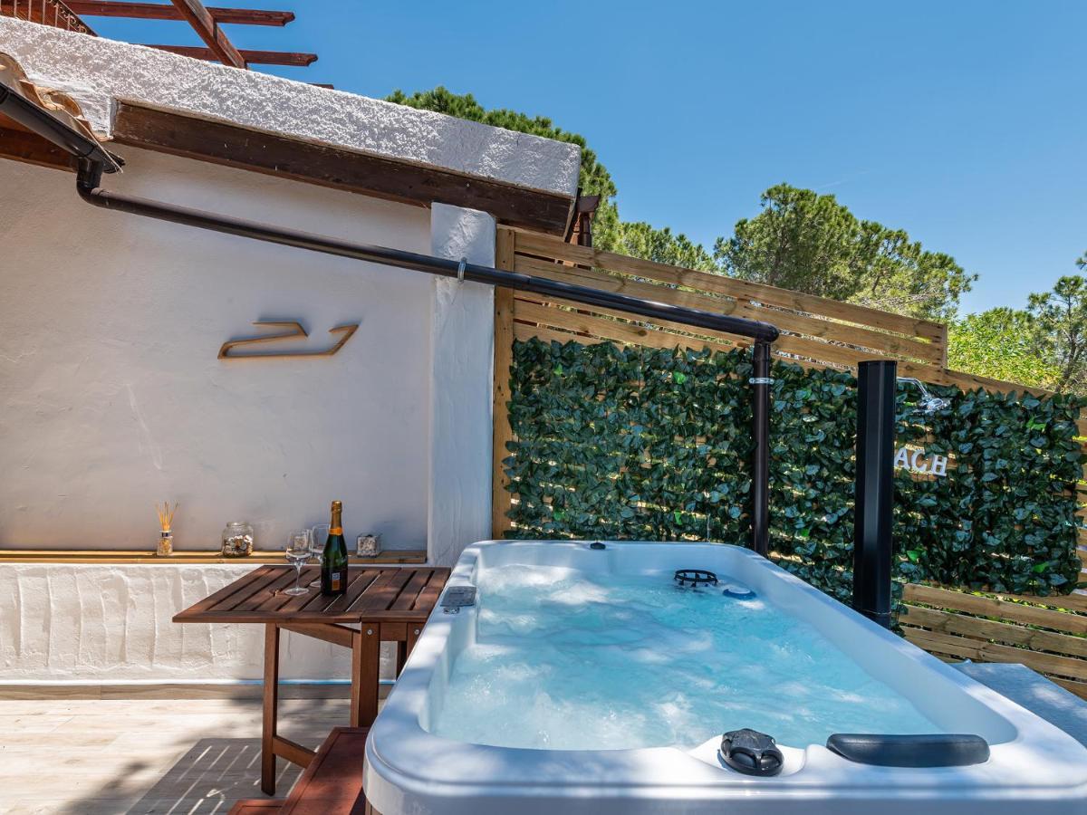 Sardinia Spa Apartment Джеремеас Экстерьер фото